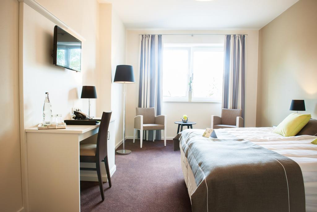 Landhotel Zum Gruenen Kranze Espelkamp-Mittwald Room photo